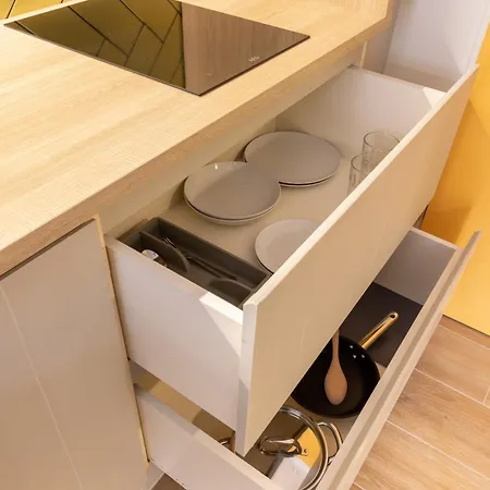 Apartman E4 - Estudio