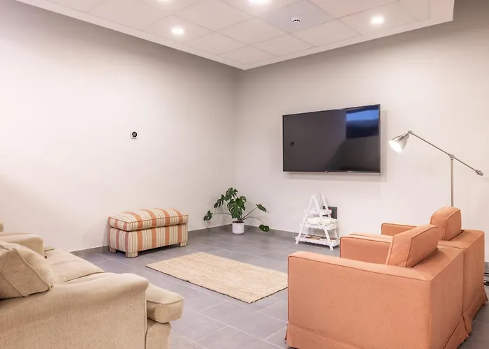 E4 - Estudio * לה אורוטבה